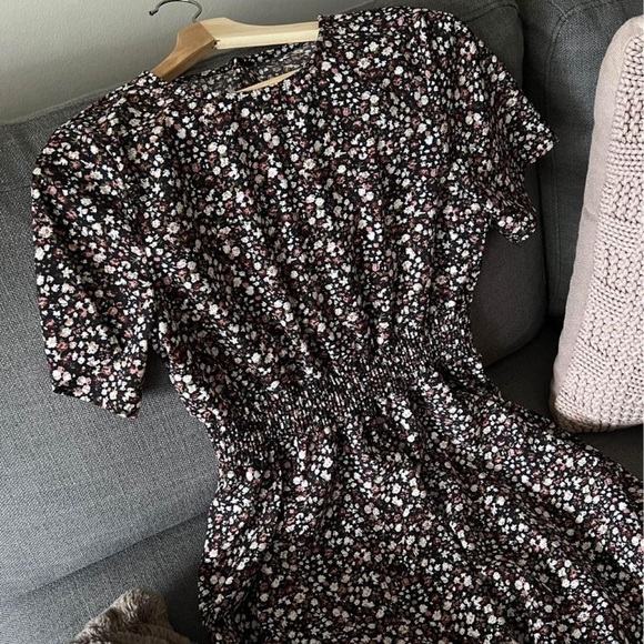 Floral Summer Dress - Picture 1 of 3